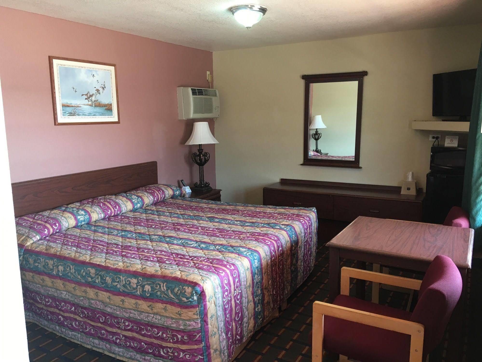 Best Value Inn Motel Sandusky Marianna Exterior foto